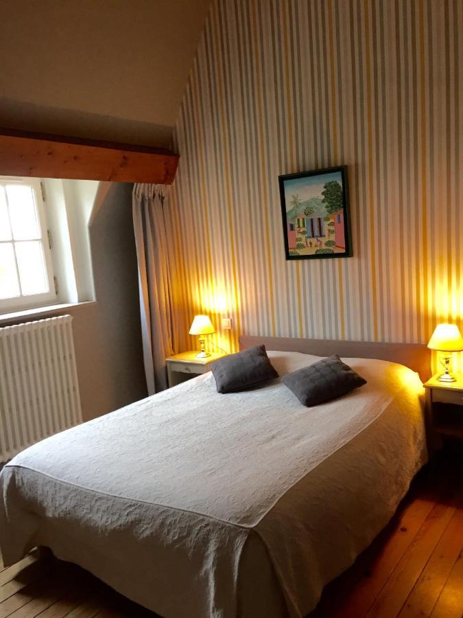 Bed and Breakfast Le Donjon D'Anthon Zewnętrze zdjęcie